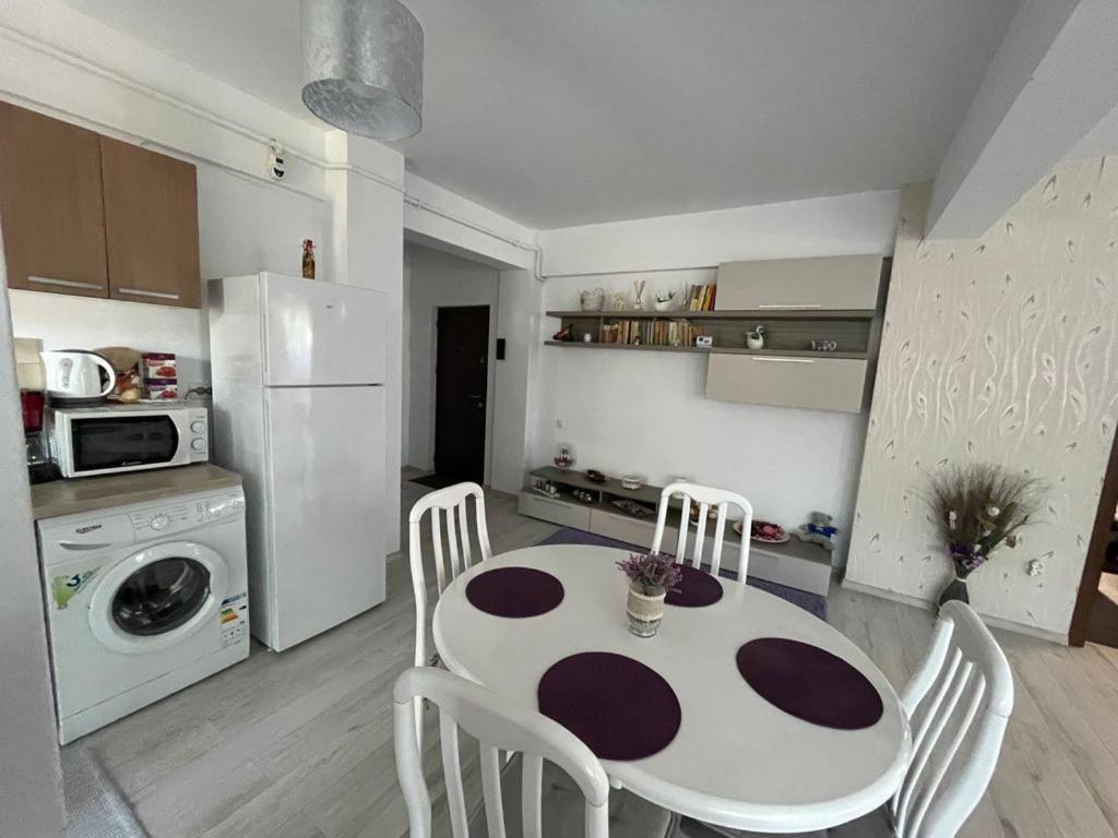 Deny'S Apartament Gura Humorului Kültér fotó